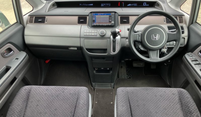 2007 Honda Stepwgn  (24 Months 0% Interest Free Financing Approx. $165) full