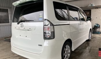 2010 Toyota Voxy (24 Months 0% Interest Free Financing Approx. $175) full